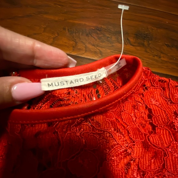 Lace shorts romper - Picture 4 of 5